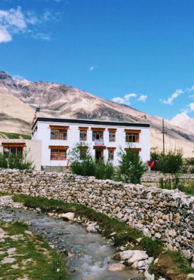 Hotel Rigyal Padam Esterno foto